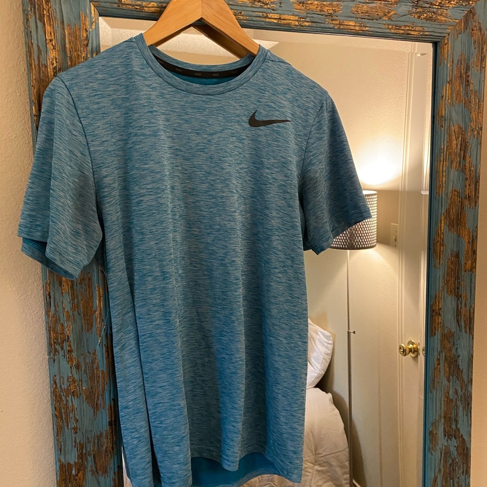 Nike drifit shirt
